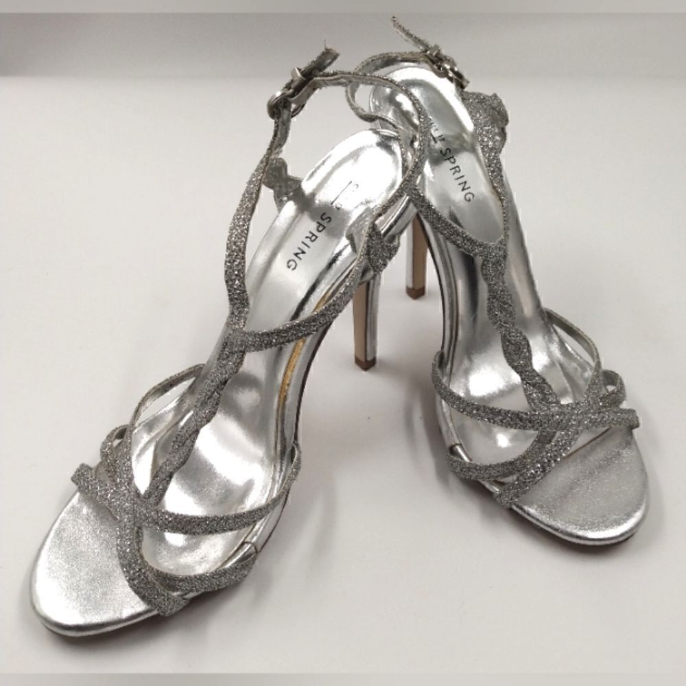 Silver Metallic High Heel Open Toe Shoe SZ 7 Party Holiday Strappy